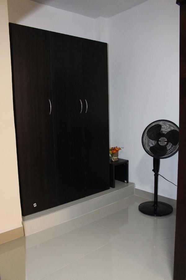 Apartamentos Excelente Ubicacion Медельїн Екстер'єр фото