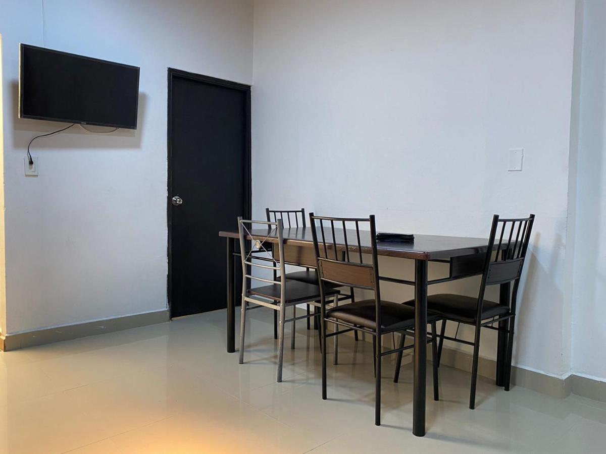 Apartamentos Excelente Ubicacion Медельїн Екстер'єр фото