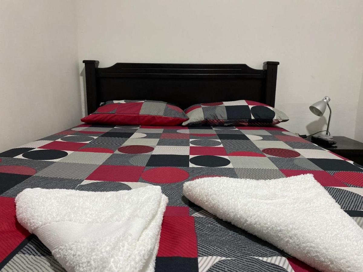 Apartamentos Excelente Ubicacion Медельїн Екстер'єр фото