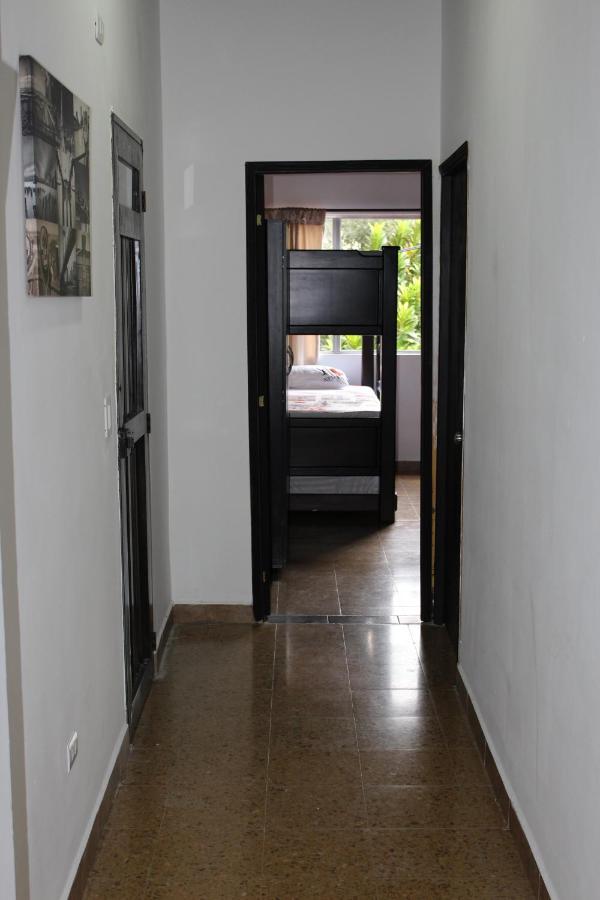 Apartamentos Excelente Ubicacion Медельїн Екстер'єр фото