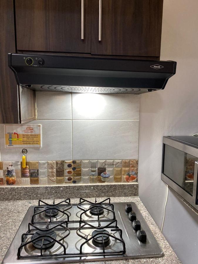 Apartamentos Excelente Ubicacion Медельїн Екстер'єр фото