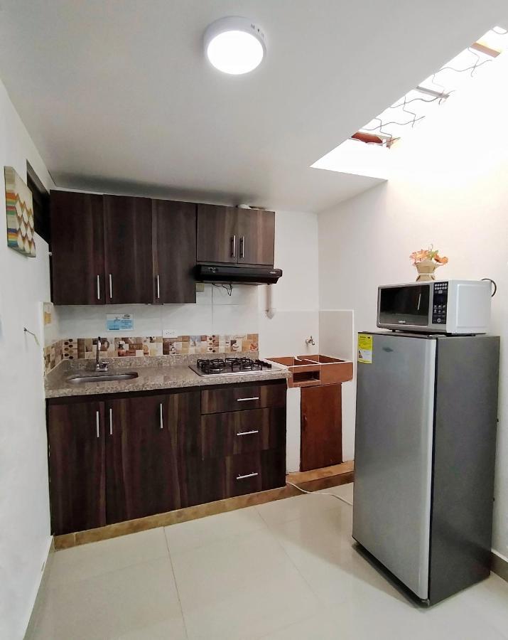 Apartamentos Excelente Ubicacion Медельїн Екстер'єр фото
