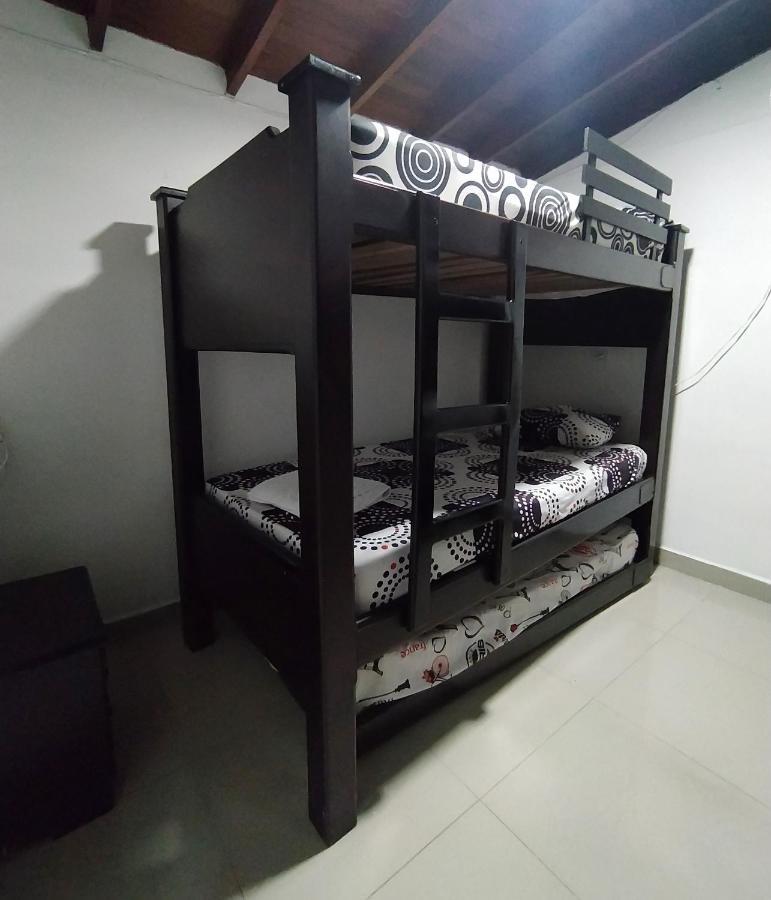 Apartamentos Excelente Ubicacion Медельїн Екстер'єр фото