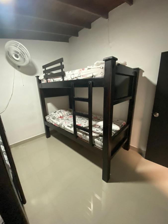Apartamentos Excelente Ubicacion Медельїн Екстер'єр фото