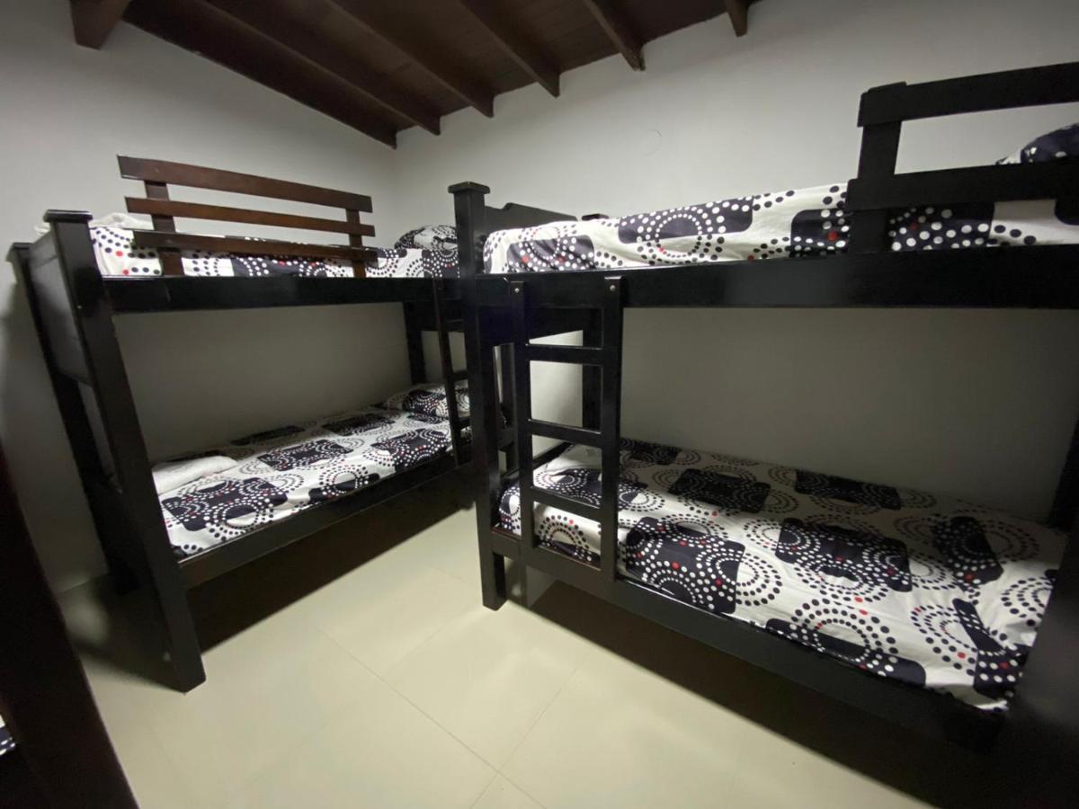 Apartamentos Excelente Ubicacion Медельїн Екстер'єр фото
