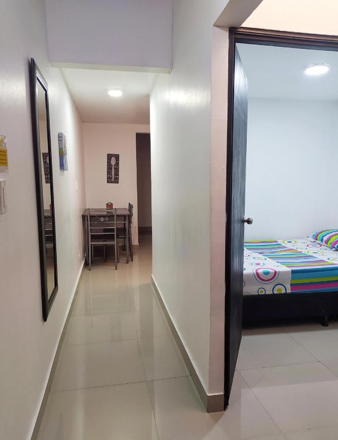 Apartamentos Excelente Ubicacion Медельїн Екстер'єр фото